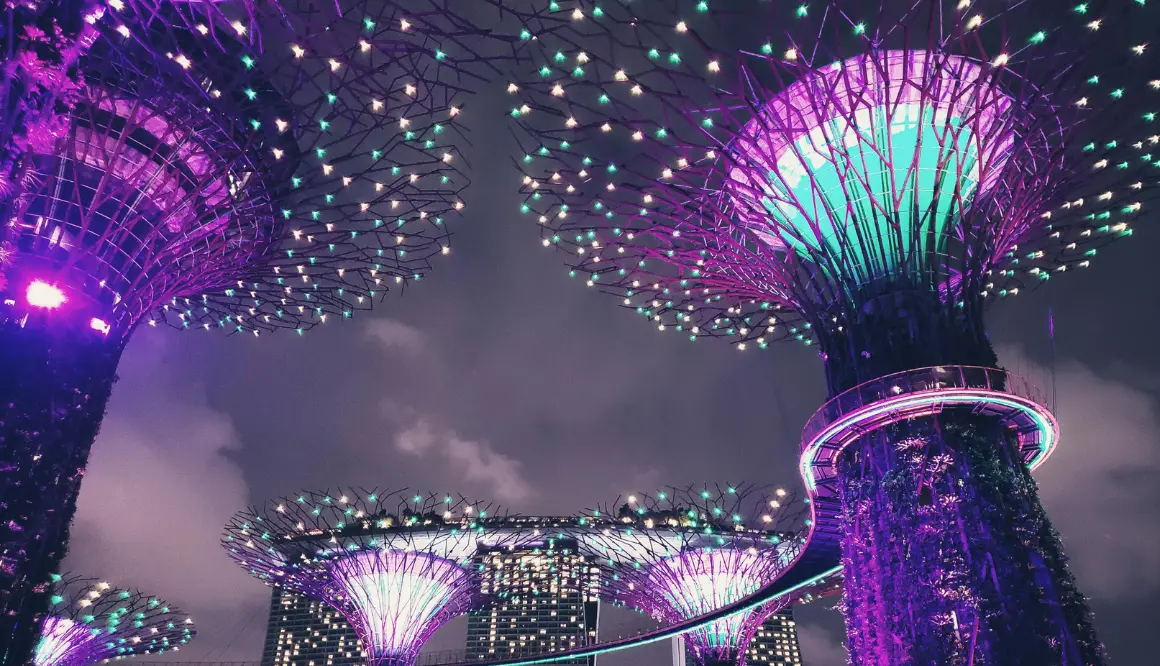Viva o melhor do Sudeste Asiático em 14 dias inesquecíveis entre templos, ilhas paradisíacas e a modernidade vibrante de Singapura!