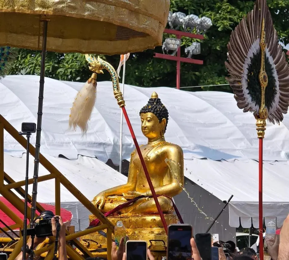 Como é a celebração de final de ano na Tailândia?
