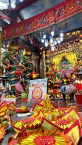 Templo chines durante o ano novo chines na tailandia 