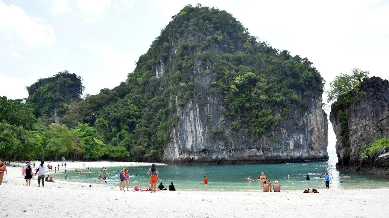 Excursión Isla Hong