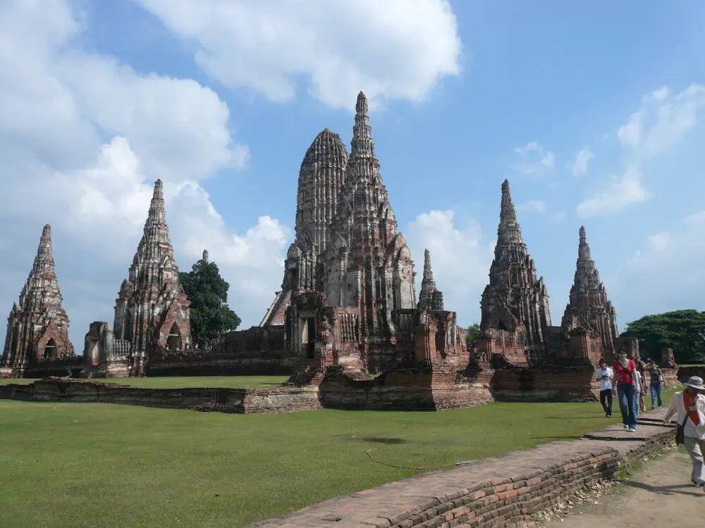 Ruínas históricas dos antigos templos de Ayutthaya, na Tailândia, Patrimônio Mundial da UNESCO.