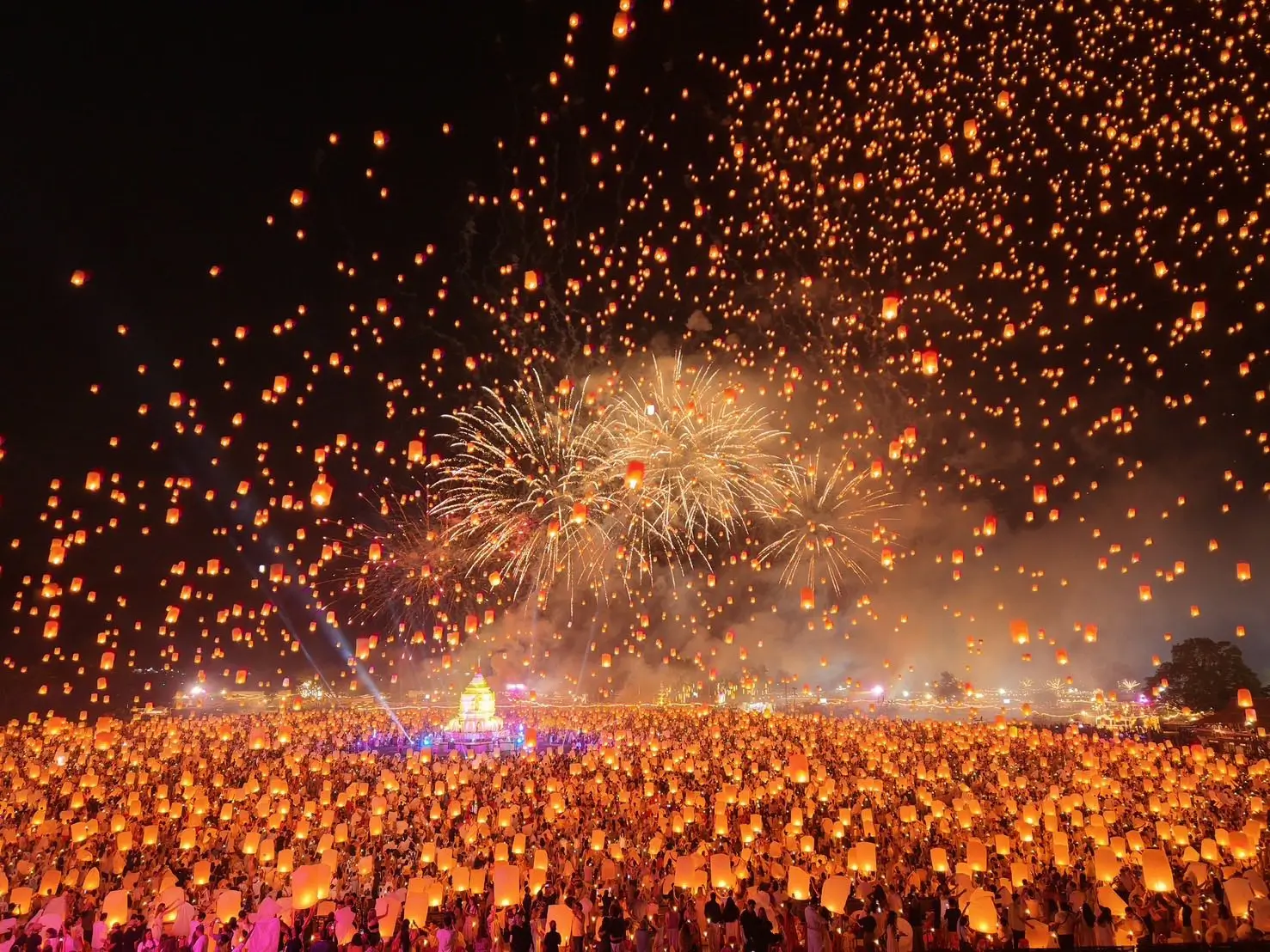 Ilustração Festival das Lanternas 2025 ilumina Tailândia com mais de 15 mil lanternas, brasileiros são o terceiro maior público