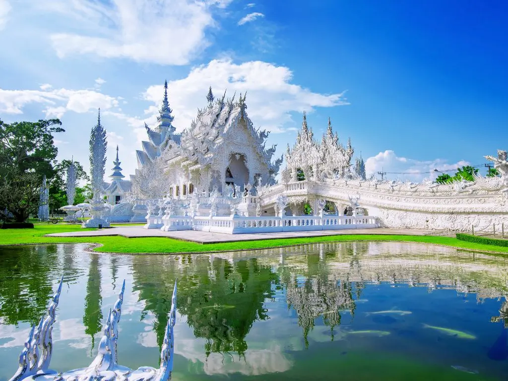 Ilustração Templo Branco em Chiang Rai, Tailândia: a obra que virou símbolo nacional